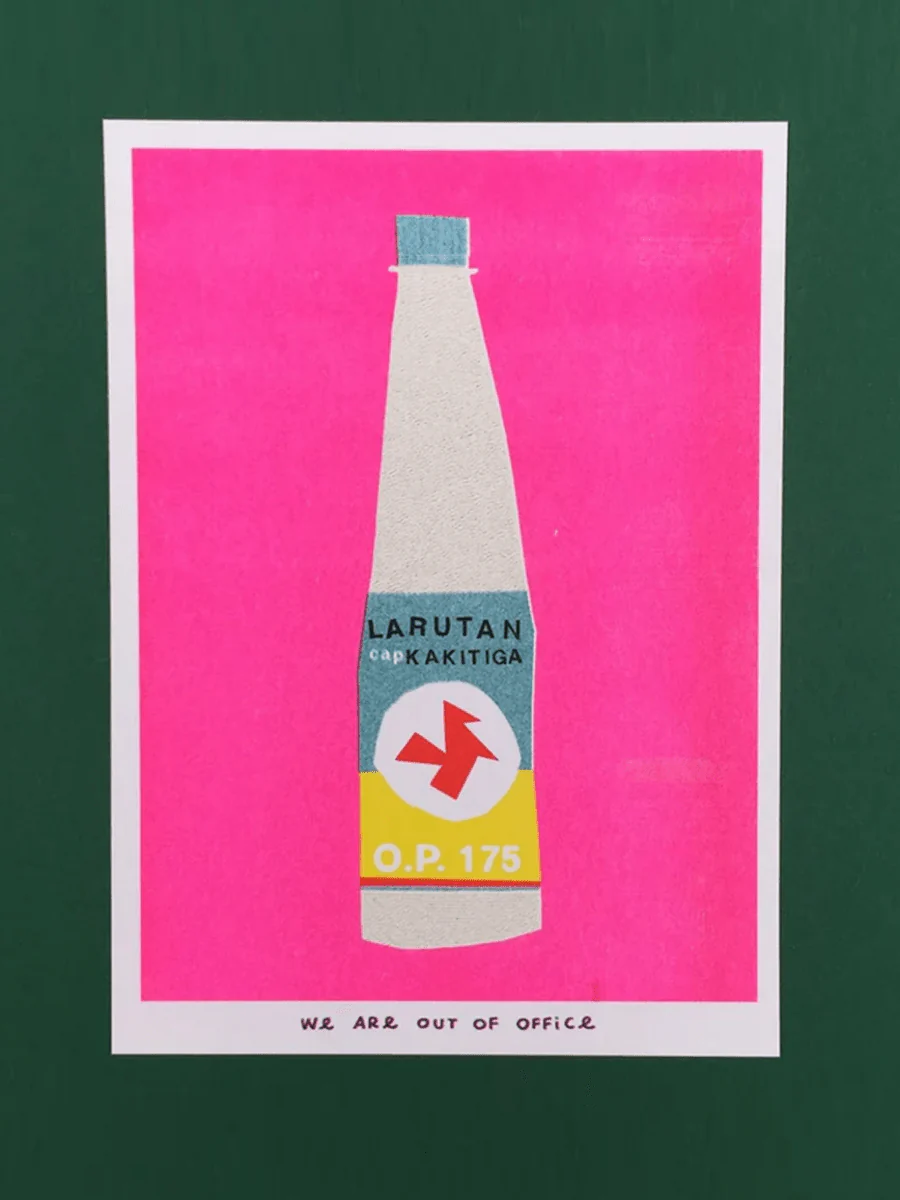 Affichette Riso Very Pink Bottle of Kakitiga 5x7po We Are Out of Office