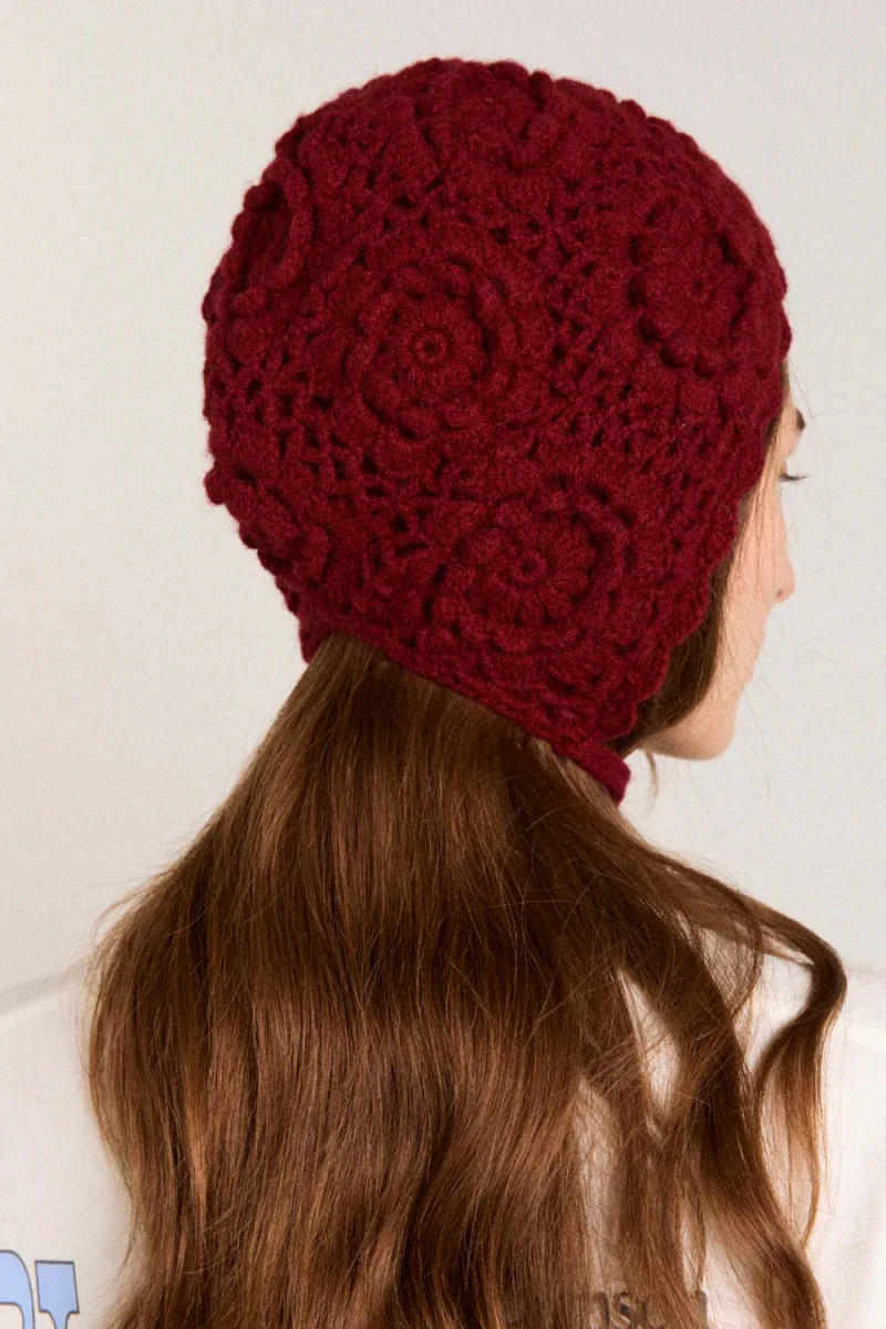 Bonnet Crochet Bourgogne Damson Madder - Image 3