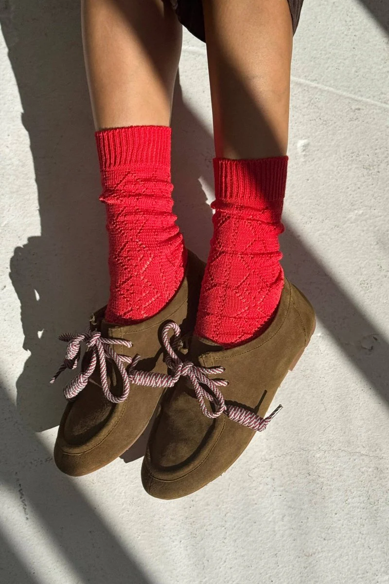 Chaussette Pointelle Eyelet Rouge Le Bon Shoppe - Image 4