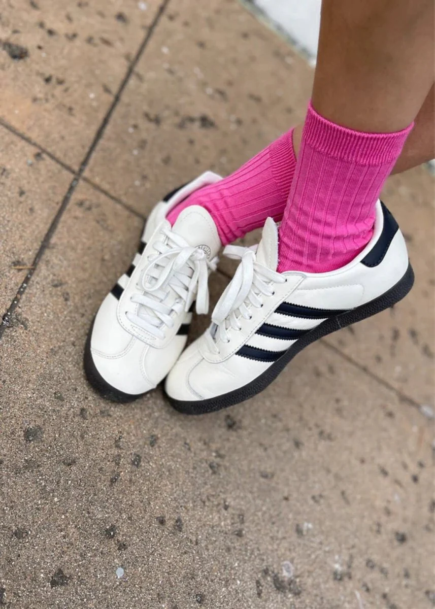 Chaussettes Her Le Bon Shoppe Bright Pink - Image 5