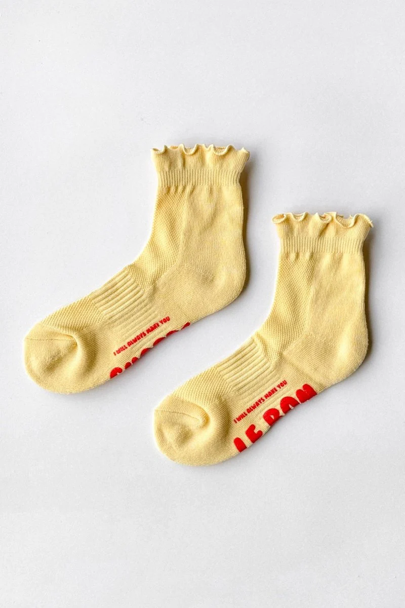 Chaussettes Ruffled Hugger Jaunes Le Bon Shoppe - Image 2