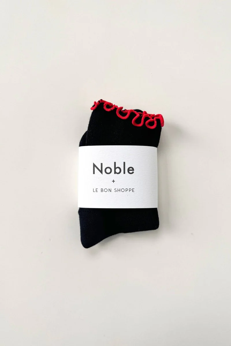 Chaussettes Ruffled Modal Le Bon Shoppe Noir et Rouge - Image 3
