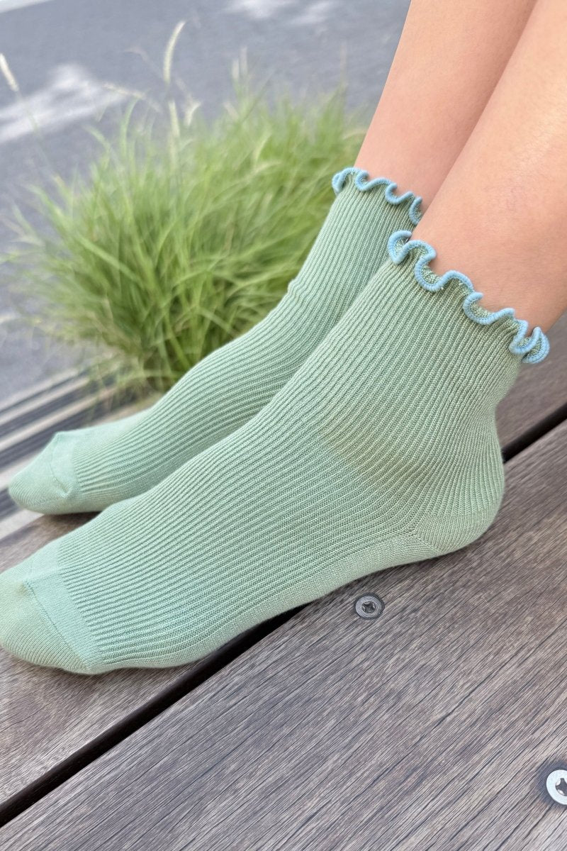 Chaussettes Ruffled Modal Le Bon Shoppe Vert et Bleu - Image 4