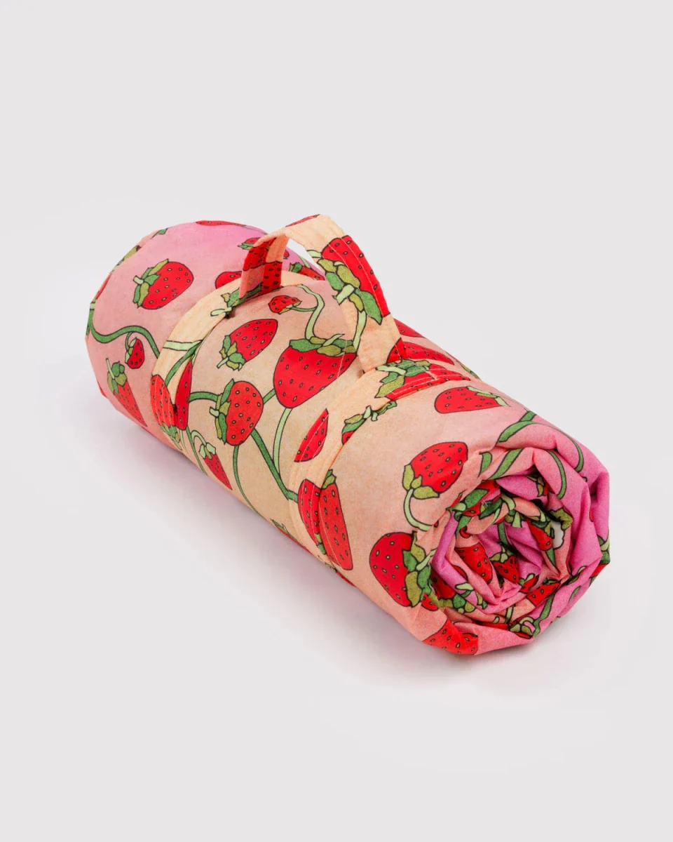 Couverture Pique-Nique Puffy Baggu Strawberry Blossom