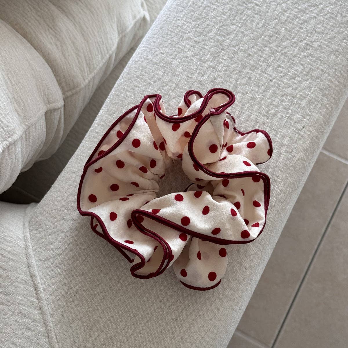 Élastique à Cheveux Chouchou à Pois Bourgogne Dipped Shop - Image 7