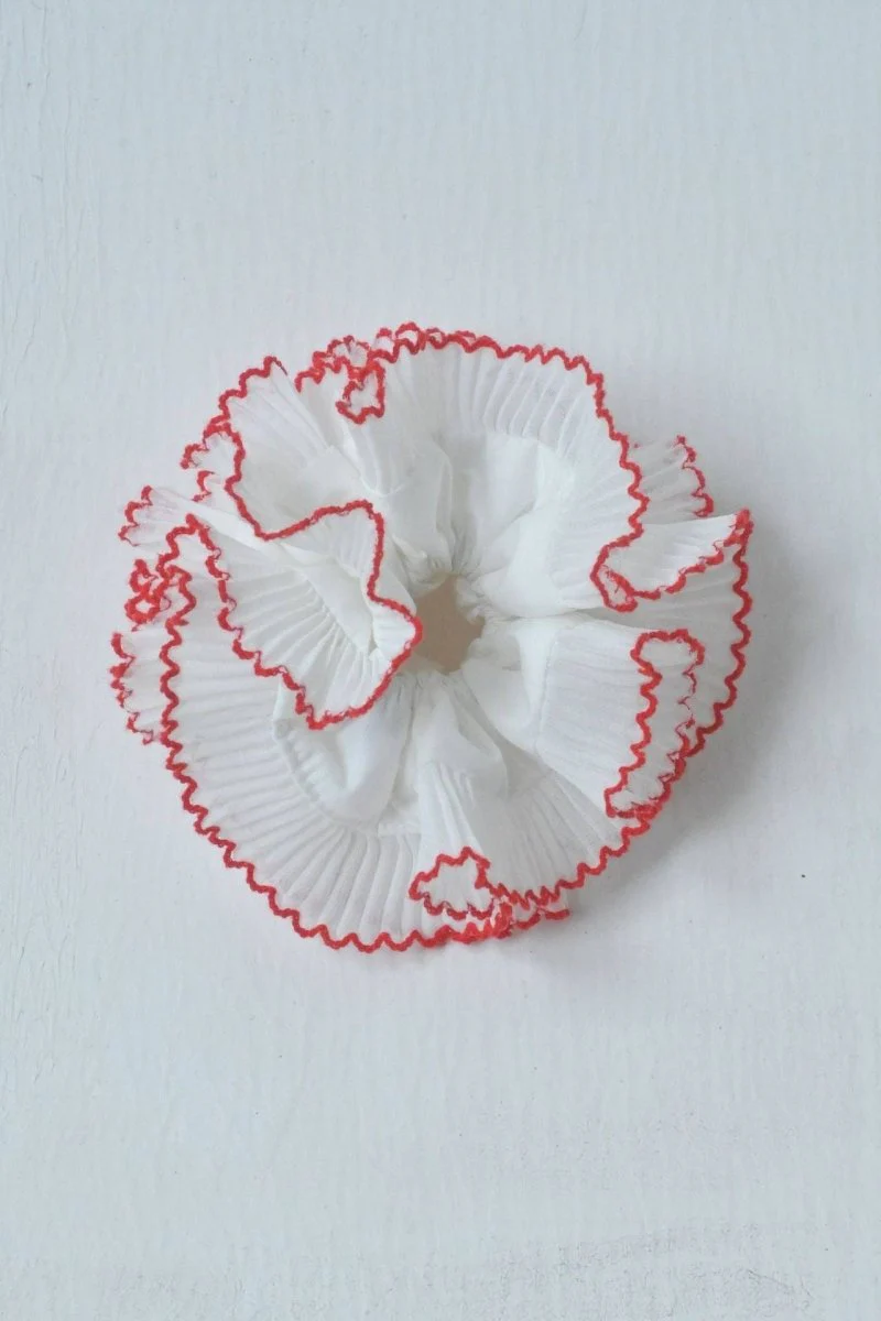Élastique Chouchou Blanc Dentelé Rouge Dipped Shop
