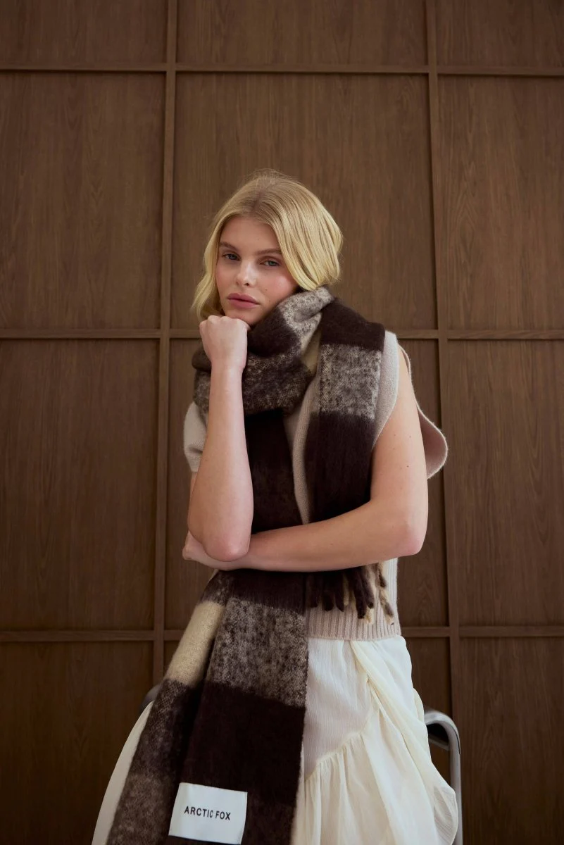 Foulard Reykjavik Carreaux Bruns Arctic Fox - Image 6