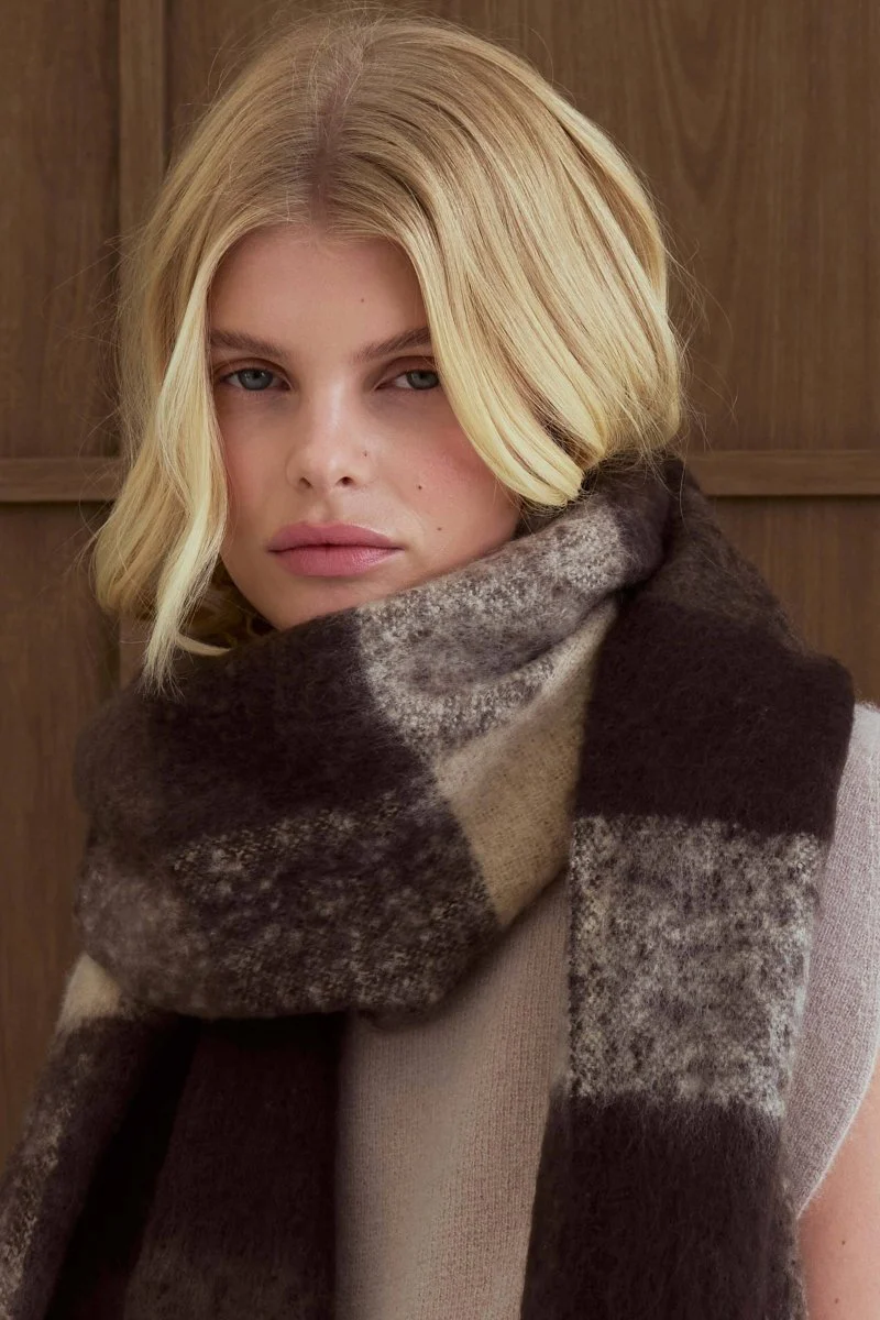 Foulard Reykjavik Carreaux Bruns Arctic Fox - Image 8