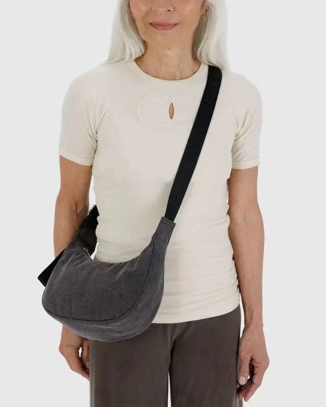 Petit Sac Croissant Baggu Washed Black Denim - Image 2