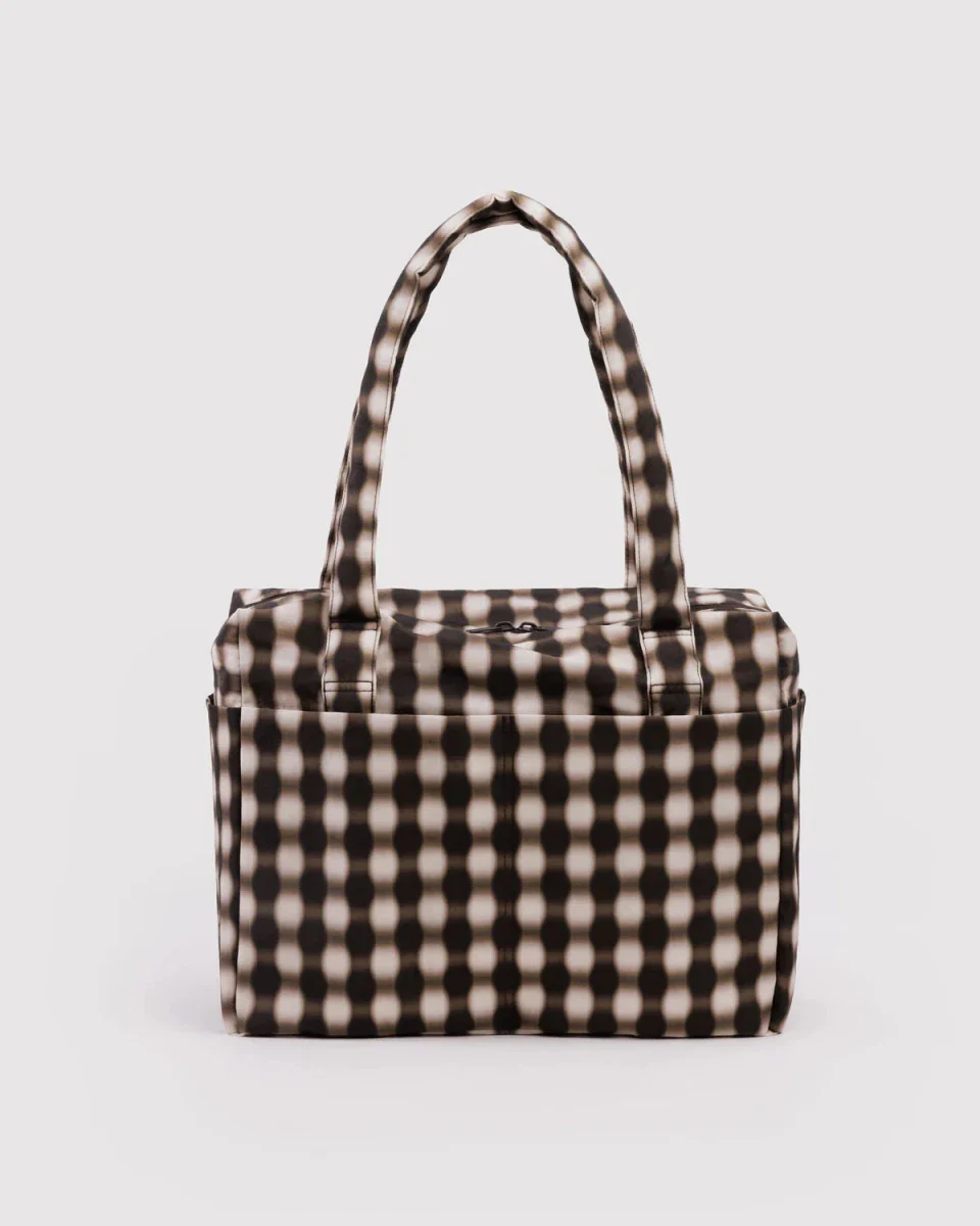 Petit Sac Nuage Carry-on Baggu Blurred Gingham Brown - Image 3