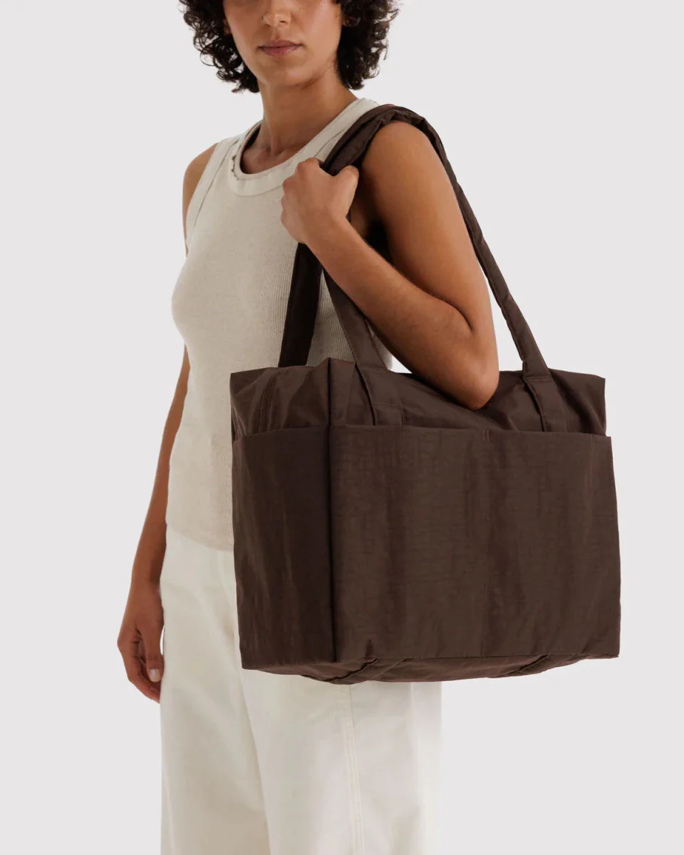 Petit Sac Nuage Carry-on Baggu Coffee - Image 3