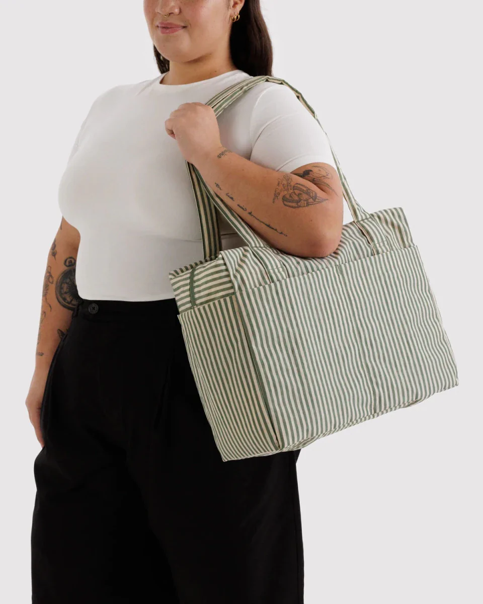 Petit Sac Nuage Carry-on Baggu Sage Stripe - Image 2