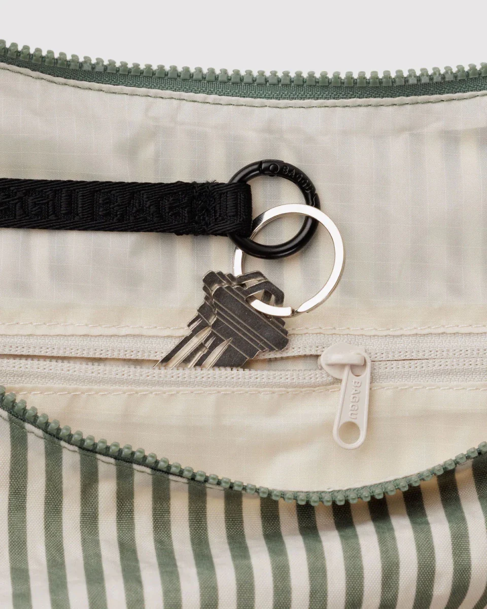 Sac Croissant Large Baggu Sage Stripe - Image 3