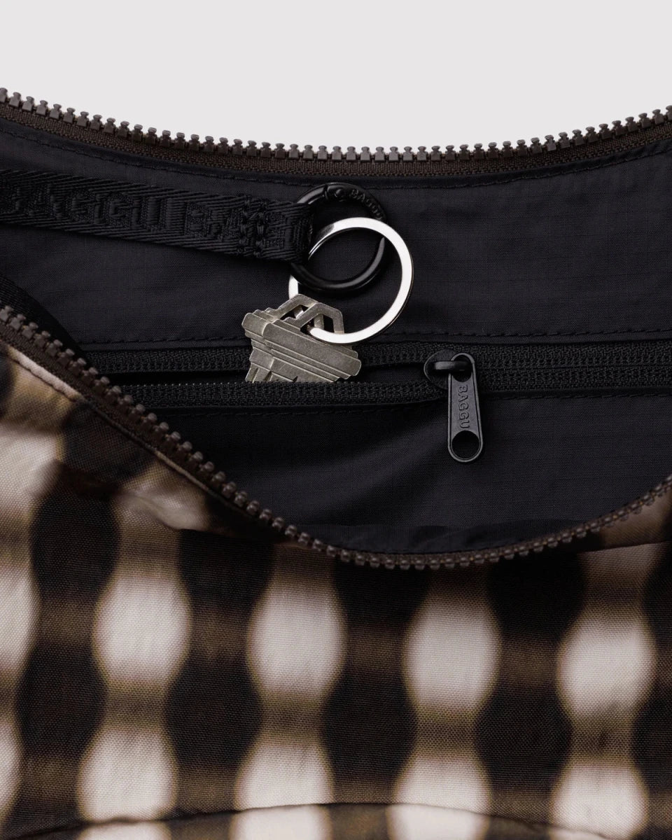 Sac Croissant Medium Baggu Blurred Gingham Brown - Image 3