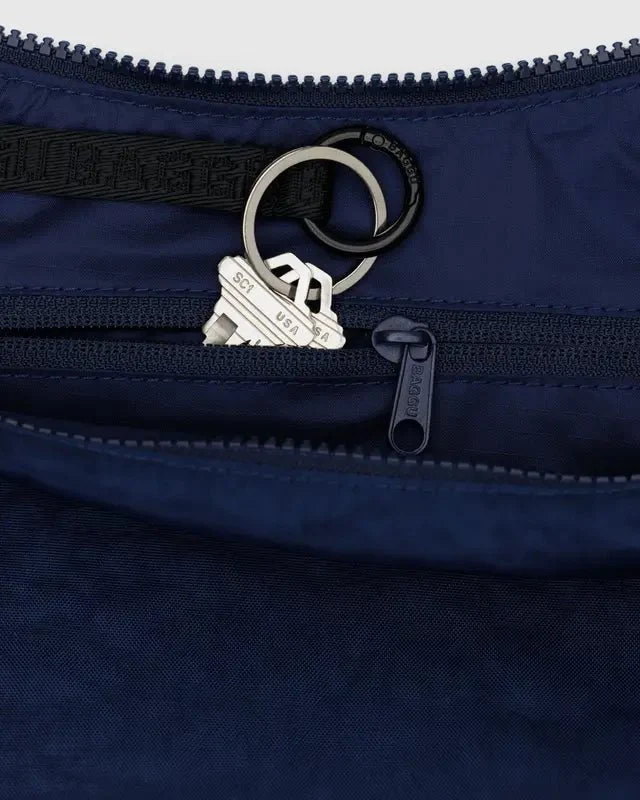 Sac Croissant Medium Baggu Navy - Image 3