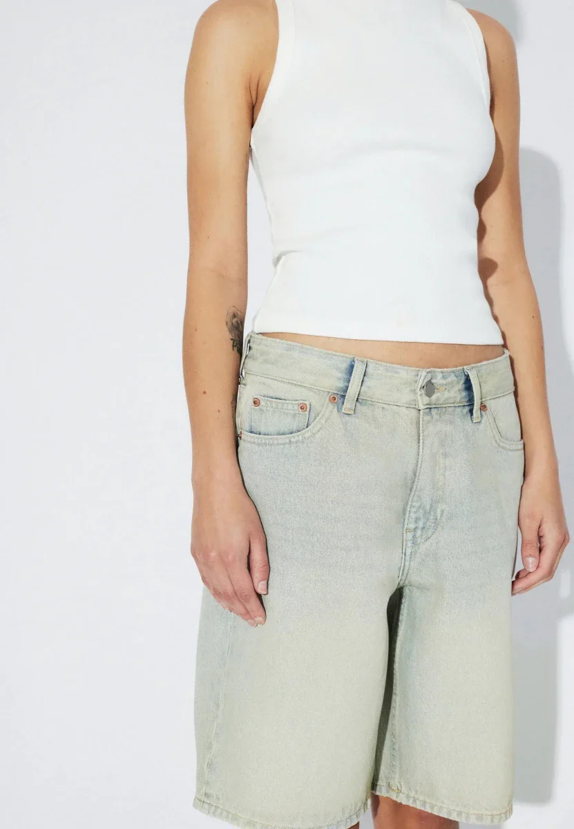 Short Asra Dr Denim Stream Light Sand - Image 5