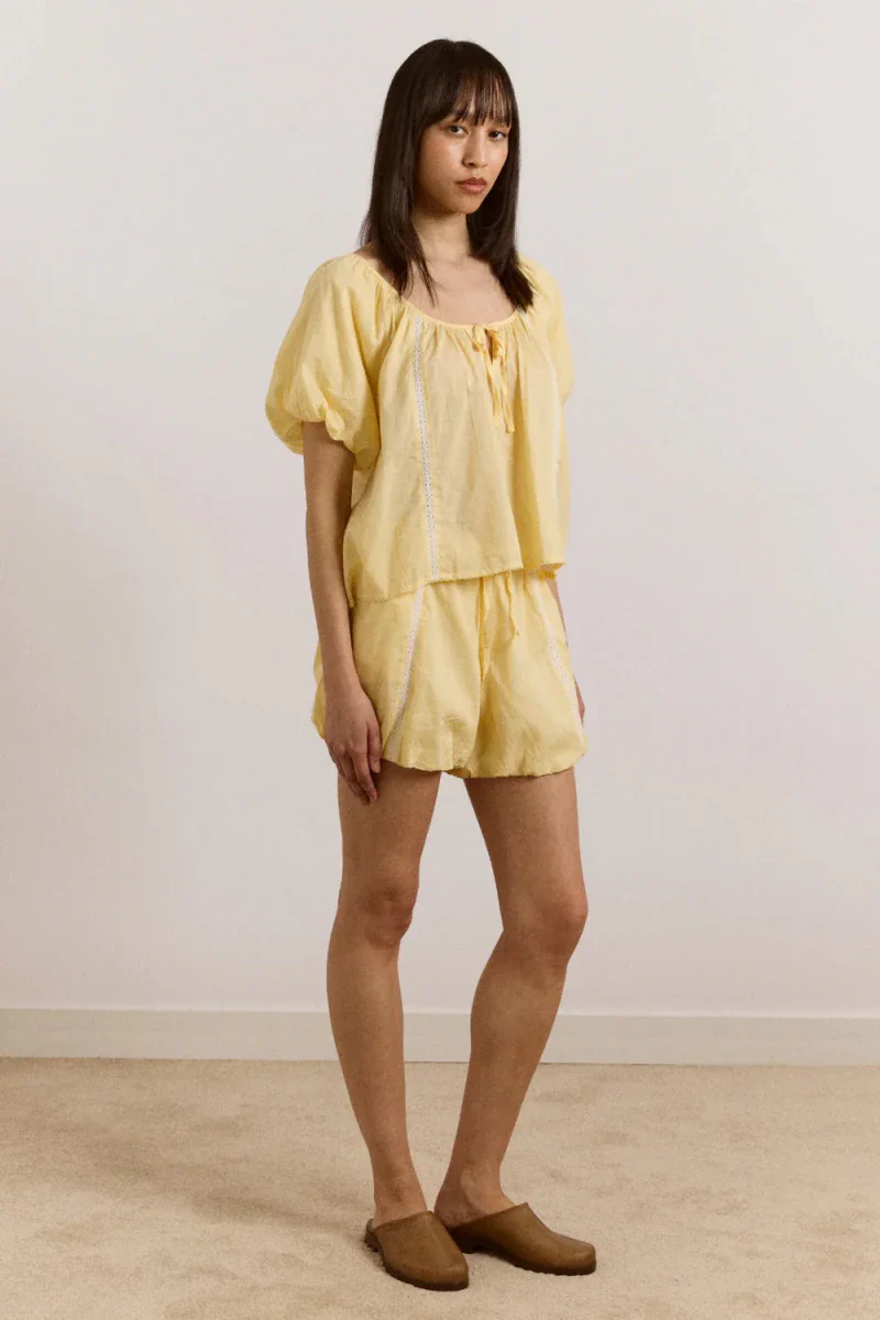 Short Maura Jaune Beurre Damson Madder