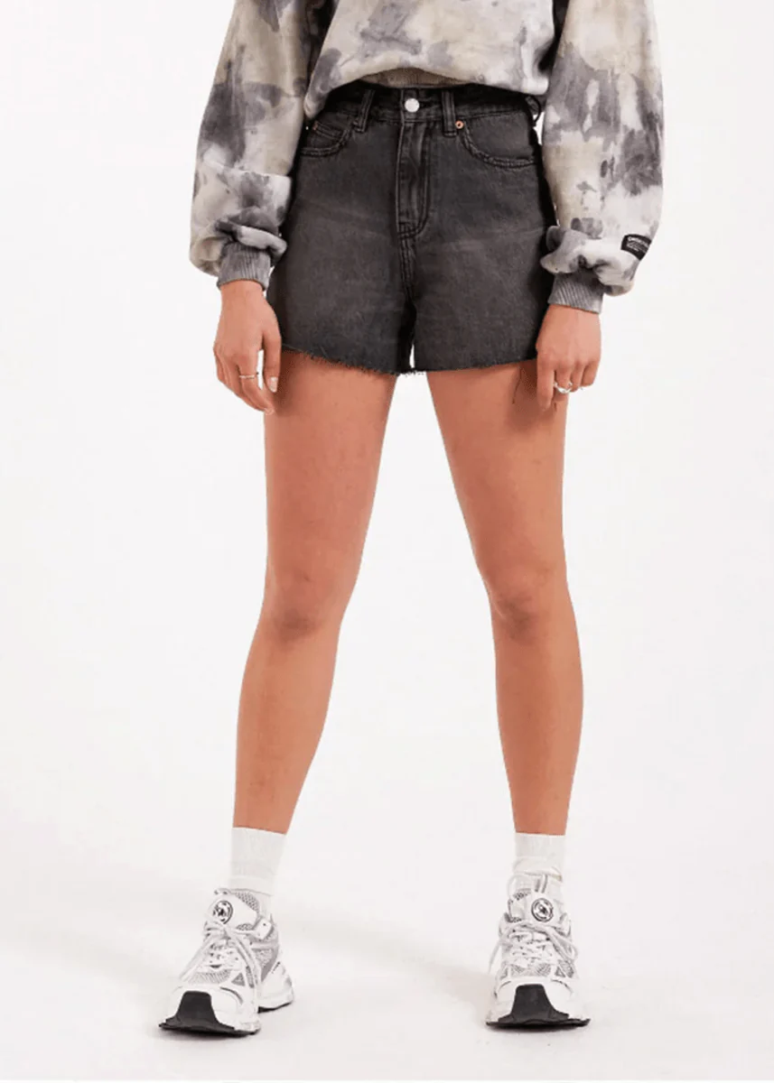 Shorts Nora Dr Denim Noir Usé - SOLDE - Vente finale - Image 2