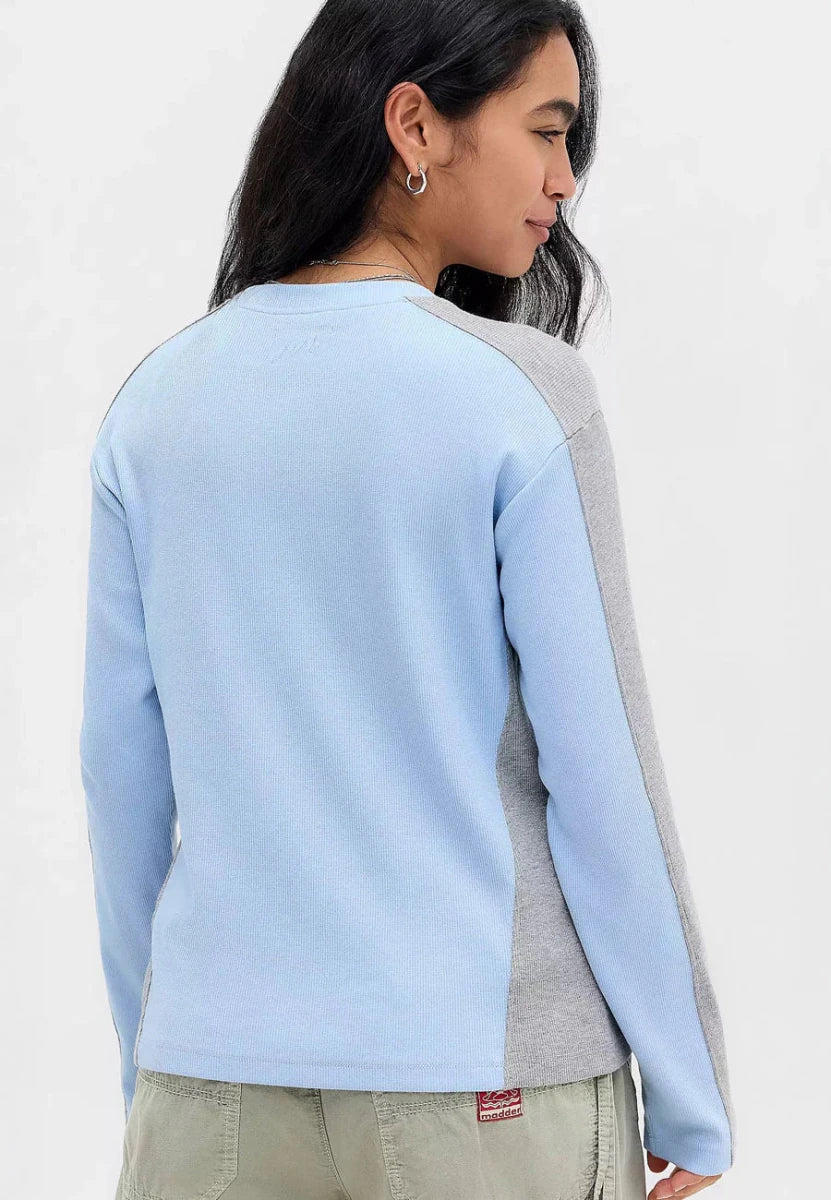 T-Shirt Manches Longues Romey Bleu et Gris Damson Madder - Image 3
