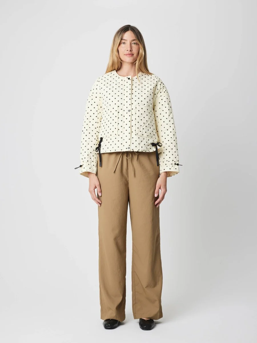 Veste Matelassée à Pois Liv Mod Ref - Image 4